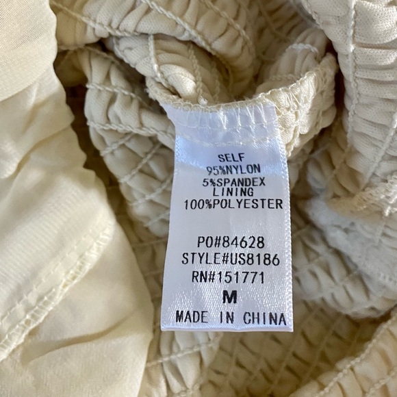 Cream Ruffled lace frill hem overlap detail shirred pencil mini skirt. PRETTY!😍 - Picture 16 of 16